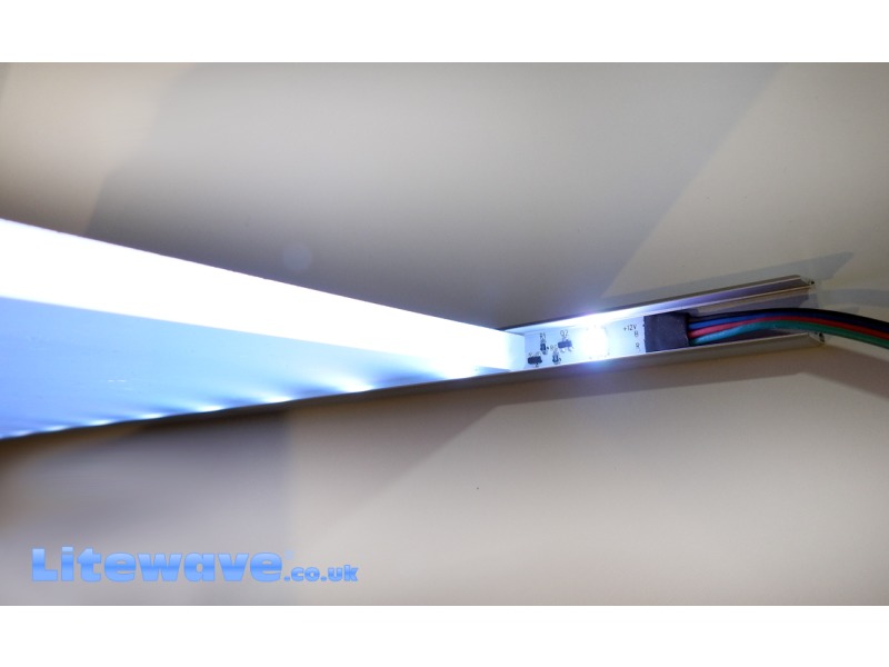 Светодиодный светильник 2х36 (1195х180) 36Вт 5000К закаленное стекло IP65